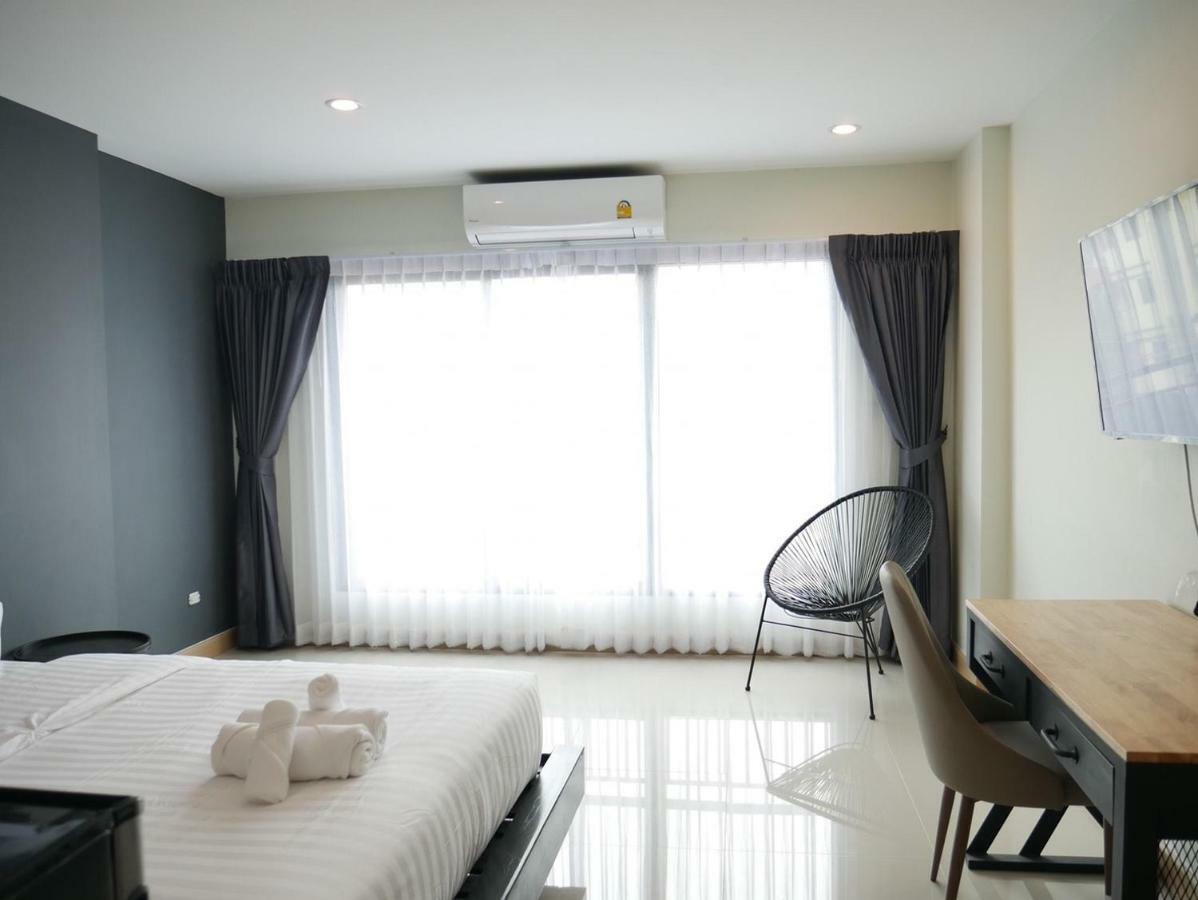 Thanks​Pama​ Bangkok Kültér fotó